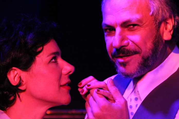 a_falecida1_1533580481