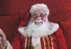Papai Noel usa Libras para se comunicar com crianças surdas em shopping de São José, SP