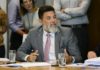 Projeto de Lei de Jorge Vianna propõe intérpretes de Libras em unidades de saúde