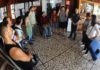 Grupo de surdos se inscreve em serviço de atendimento da PM