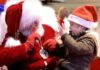 Papai Noel surpreende garotinha surda e conversa com ela na lÃngua de sinais