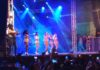 Intérprete de LIBRAS traduz shows para comunidade surda em festival