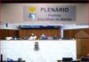 Câmara de BH derruba veto e aprova lei que obriga cinemas e teatros a ter intérprete de Libras