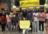 Surdos fazem protesto contra falta de legendas nos cinemas de Caruaru