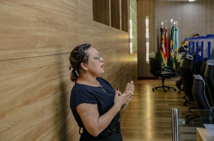 11710_trt-8_realiza_sua_primeira_sessao_com_interprete_de_libras