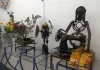 Artista surdo que usou arte com ferro como forma de superação faz exposição