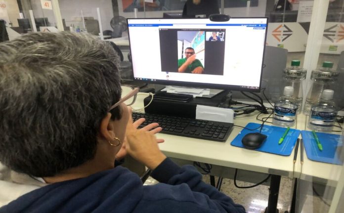 DENTRAN-_ATENDIMENTO_EM_LIBRAS