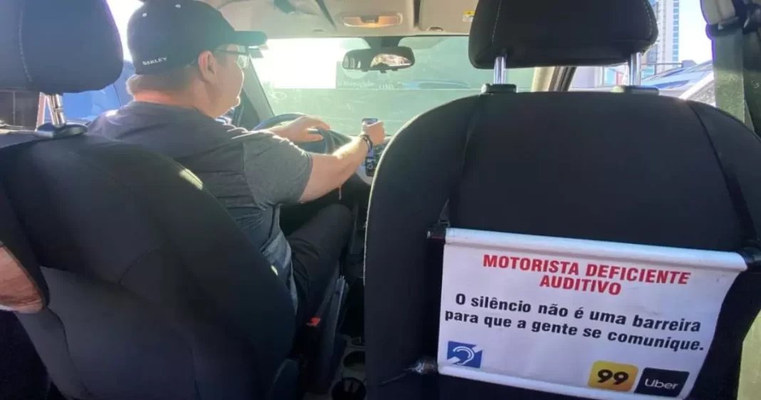 motorista-de-aplicativo-surdo-fala-sobre-rotina-de-trabalho-em-blumenau-foto-capa-71