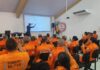 Bombeiros participam de treinamento de Libras