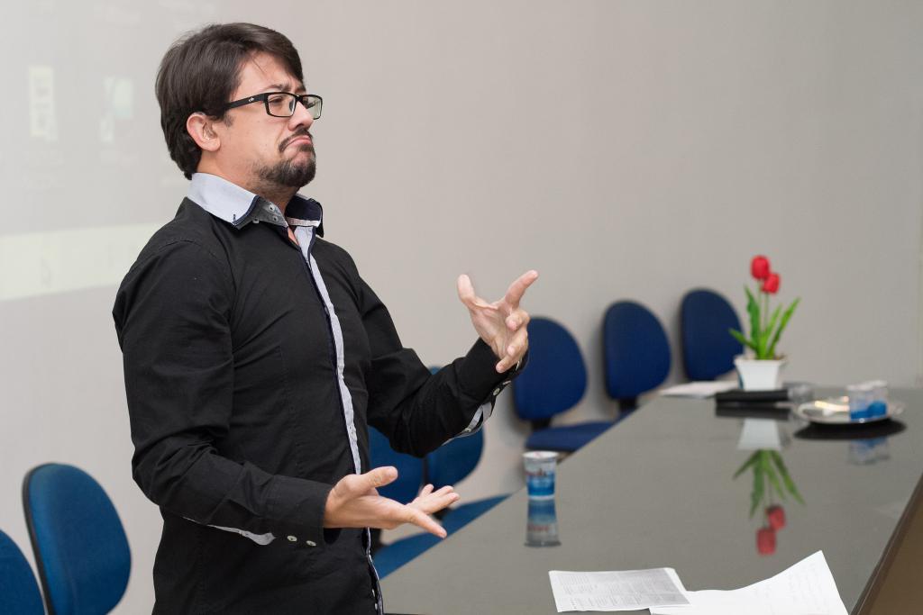 CASIES ABRE VAGA PARA CURSO (1)
