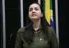 Comissão de Educação aprova proposta que exige noções de Libras de gestores escolares