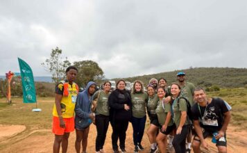 Atletas surdos participam de corrida com intérprete de Libras em Ouro Preto