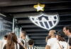 Galo inaugura tour em Libras na Arena MRV