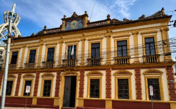Feneis promove formação sobre Libras e inclusão em parceria com a Prefeitura