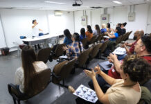 Servidores aprendem Libras para ampliar acolhimento à população