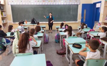 C.E.I.E.F. Rafael Affonso Leite é referência na educação bilíngue de surdos